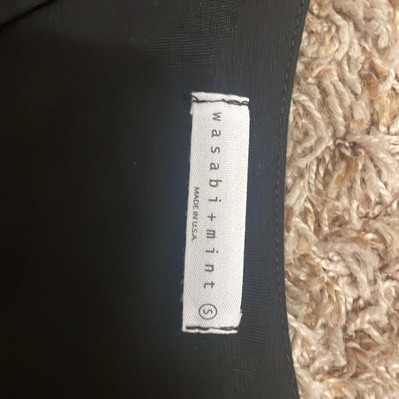 american threads cropped black tied shirt - Picture 4 of 4